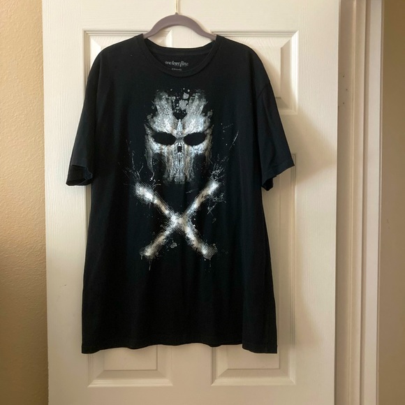 Captain America Civil War Black Tee by Marvel - Picture 2 of 6